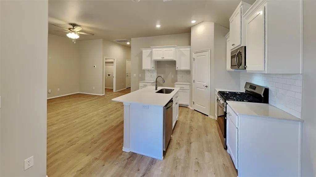 Photo 7 — 9020 NW 127th Terrace, Yukon, OK 73099