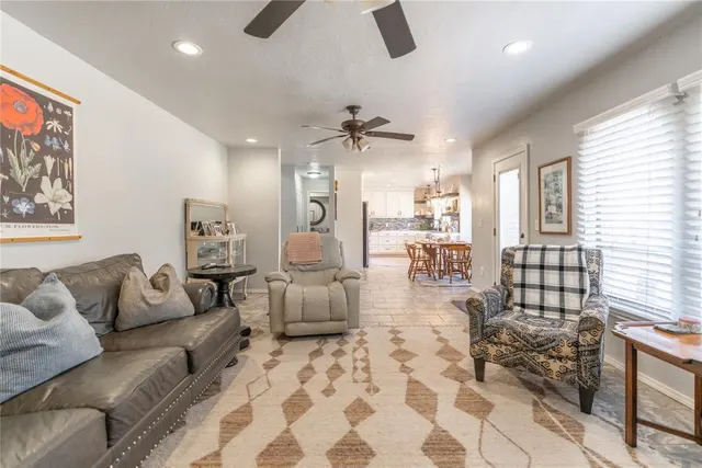 Photo 6 — 709 Rock Hollow Road, Edmond, OK 73034