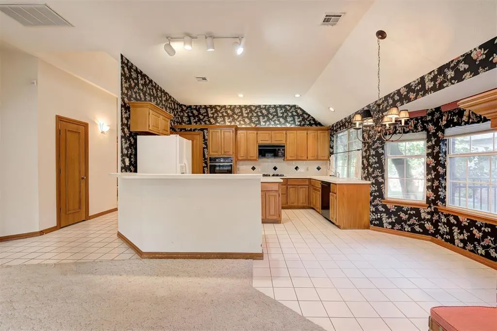 Photo 18 — 9 N Crosstimber Trail, Edmond, OK 73034