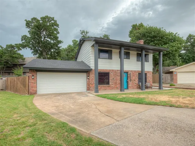 Photo 2 — 8100 NW 20th Terrace, Oklahoma City, OK 73127