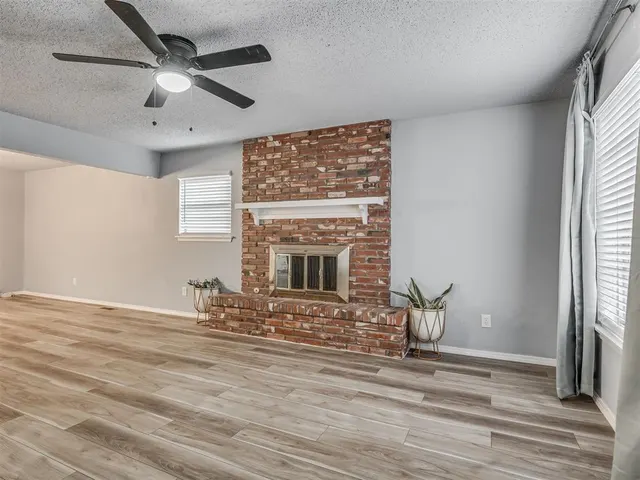 Photo 6 — 8100 NW 20th Terrace, Oklahoma City, OK 73127