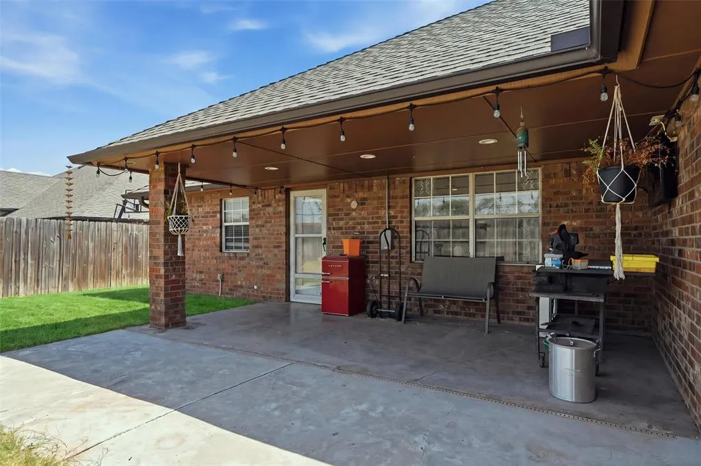 Photo 33 — 2209 SW 93rd Place, Oklahoma City, OK 73149