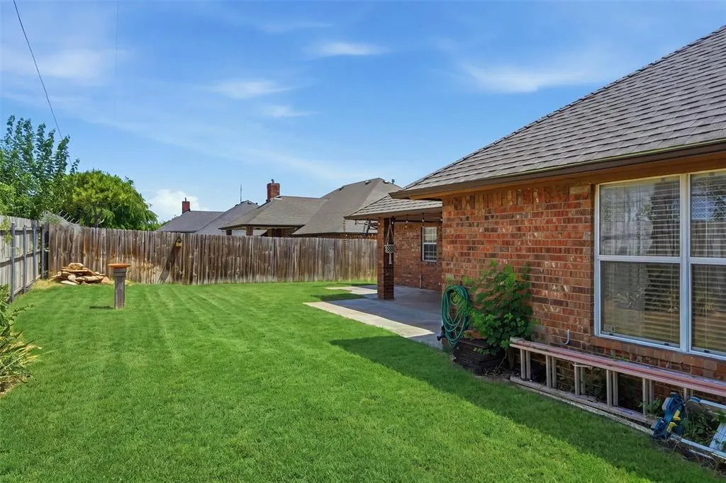 Photo 35 — 2209 SW 93rd Place, Oklahoma City, OK 73149