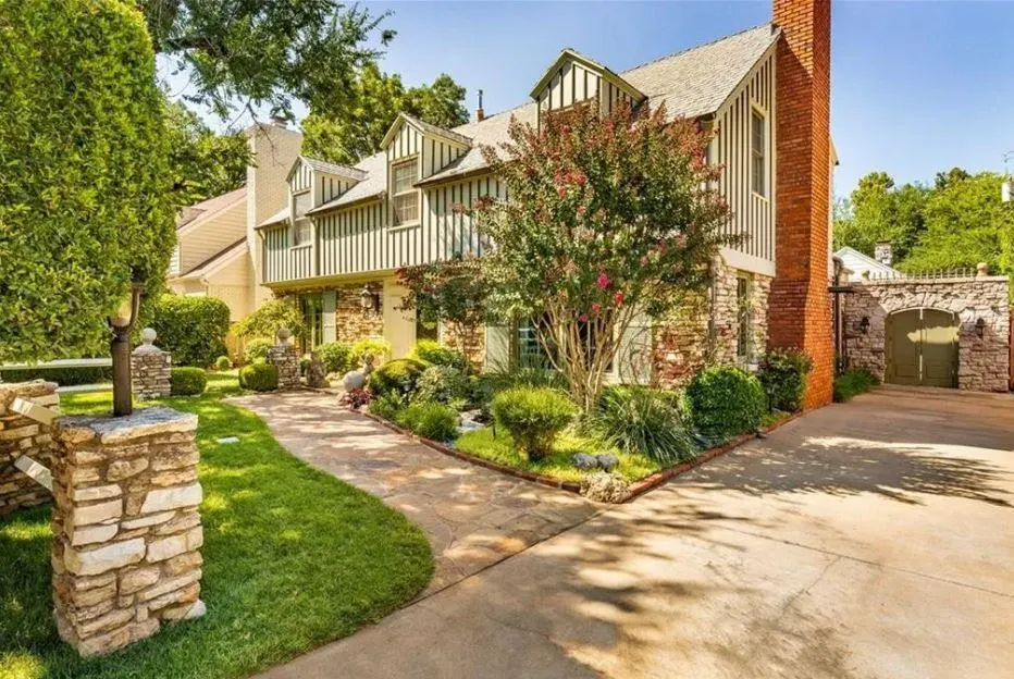 Front exterior — 1105 Tedford Way, Oklahoma City, OK 73116