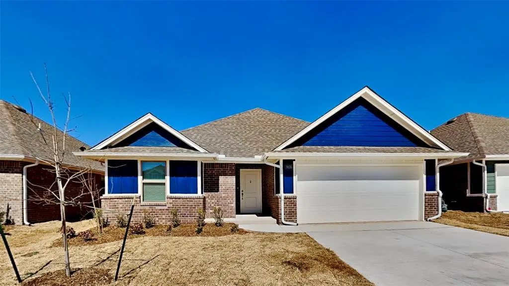 Photo 3 — 12704 Elba Drive, Yukon, OK 73099