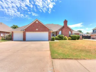 Sold home at 11008 Wineview Drive