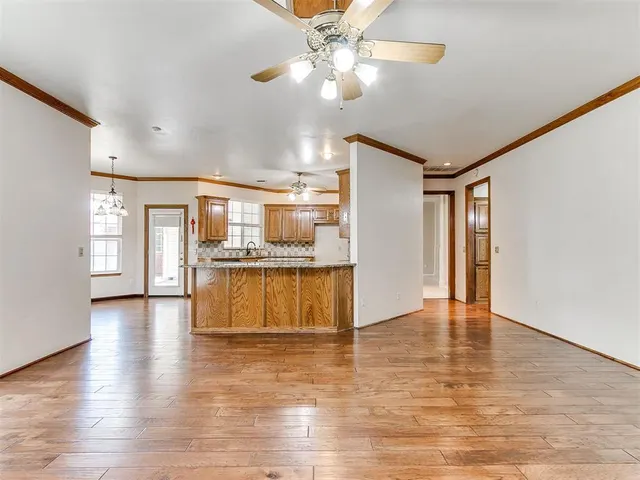 Photo 8 — 11008 Wineview Drive, Oklahoma City, OK 73170