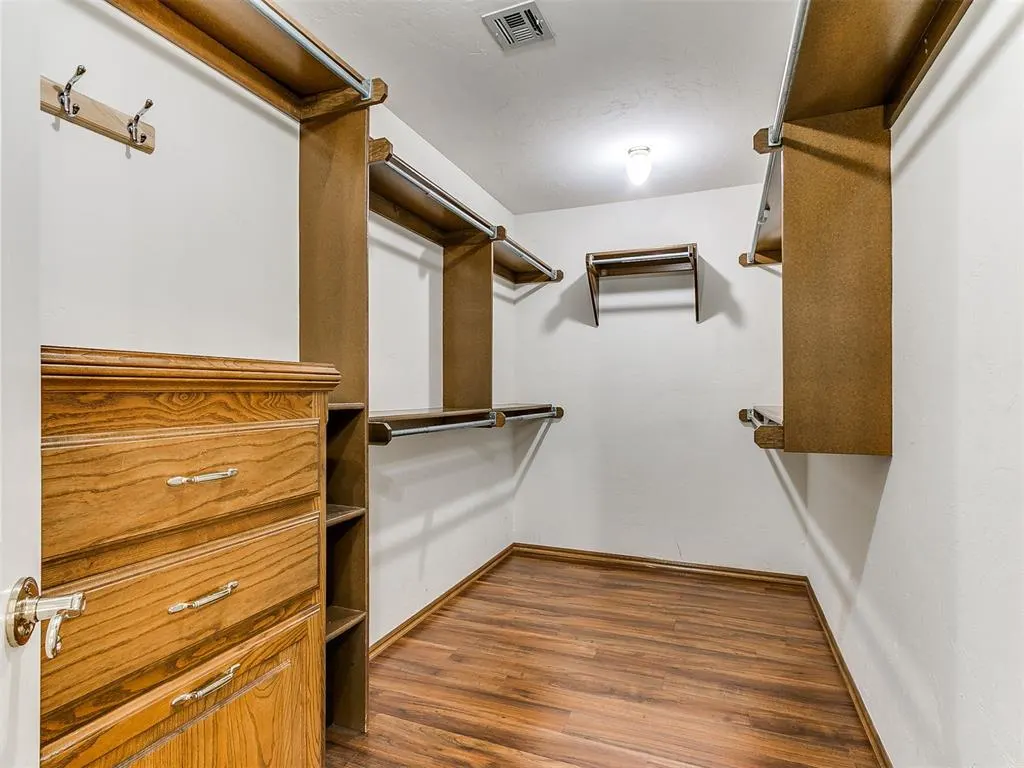 Photo 18 — 11008 Wineview Drive, Oklahoma City, OK 73170