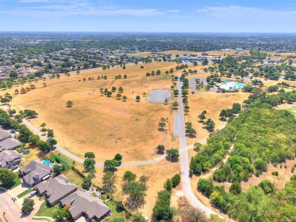 Photo 32 — 11008 Wineview Drive, Oklahoma City, OK 73170