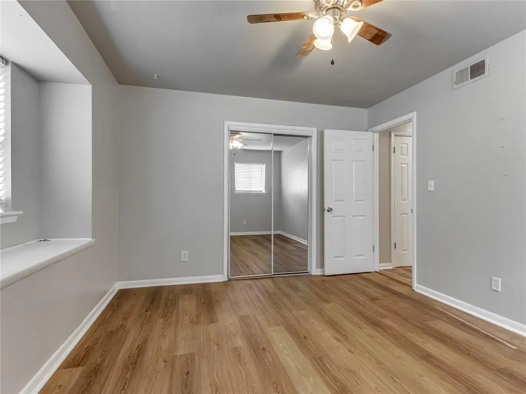 Photo 12 — 913 W Mitchell Drive, Midwest City, OK 73110