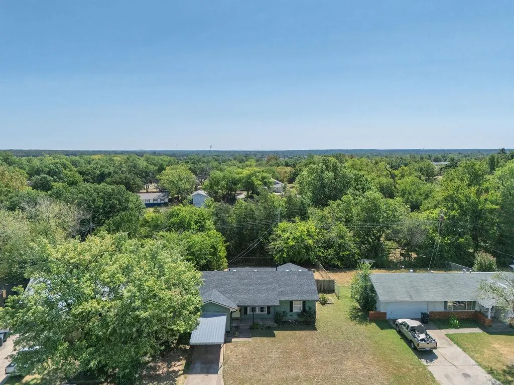 Photo 3 — 1711 N Rickey Road, Shawnee, OK 74804