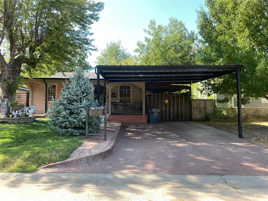 Front exterior — 6112 NW 55th Street, Warr Acres, OK 73122