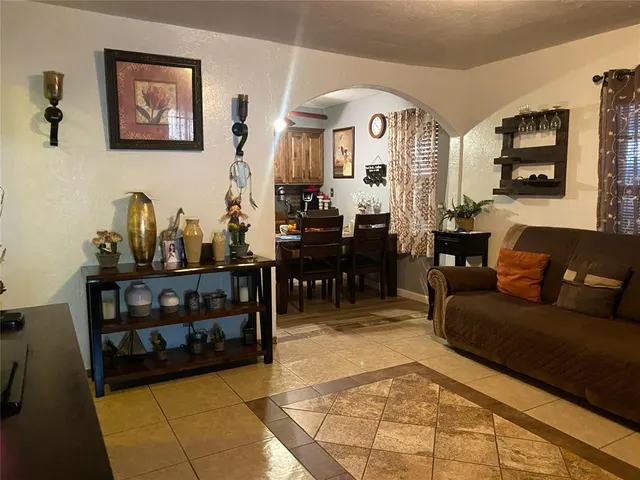 Photo 6 — 6112 NW 55th Street, Warr Acres, OK 73122