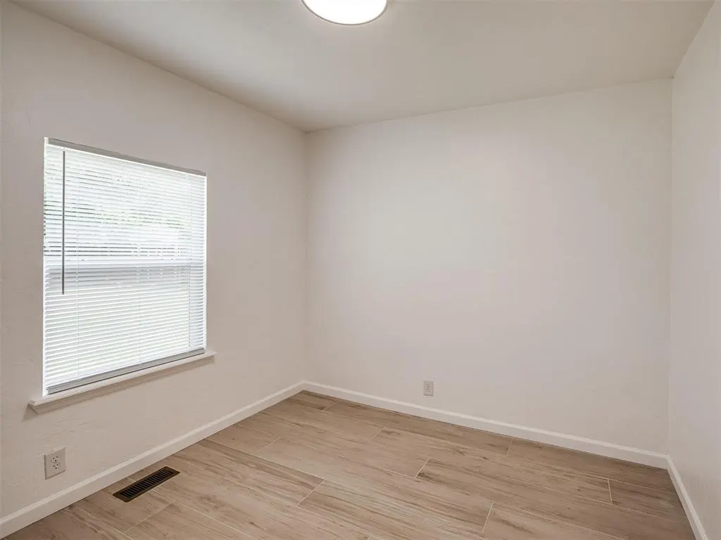 Photo 30 — 221 W Wayne Street, Edmond, OK 73003