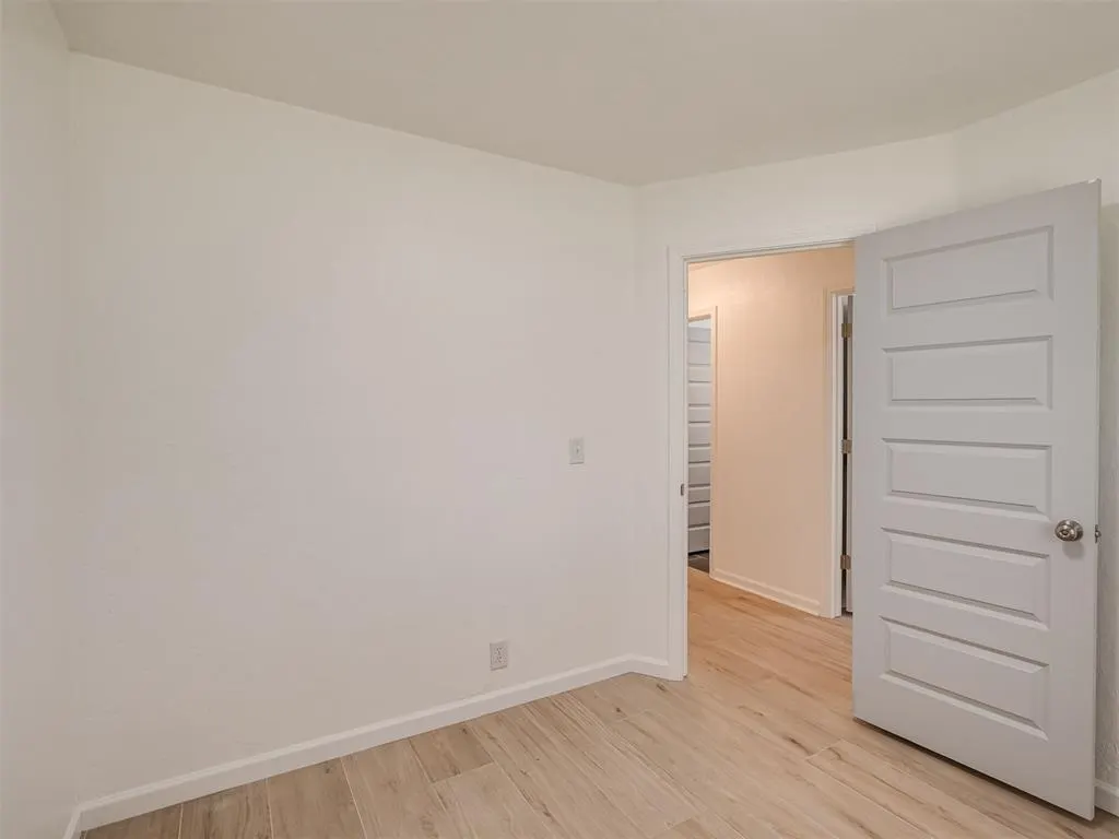 Photo 32 — 221 W Wayne Street, Edmond, OK 73003