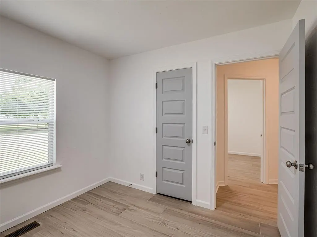 Photo 35 — 221 W Wayne Street, Edmond, OK 73003
