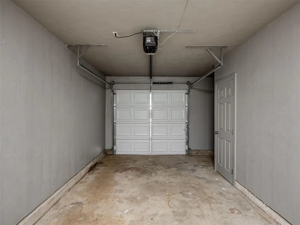 Photo 40 — 221 W Wayne Street, Edmond, OK 73003