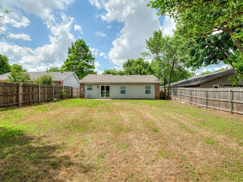 Photo 43 — 221 W Wayne Street, Edmond, OK 73003