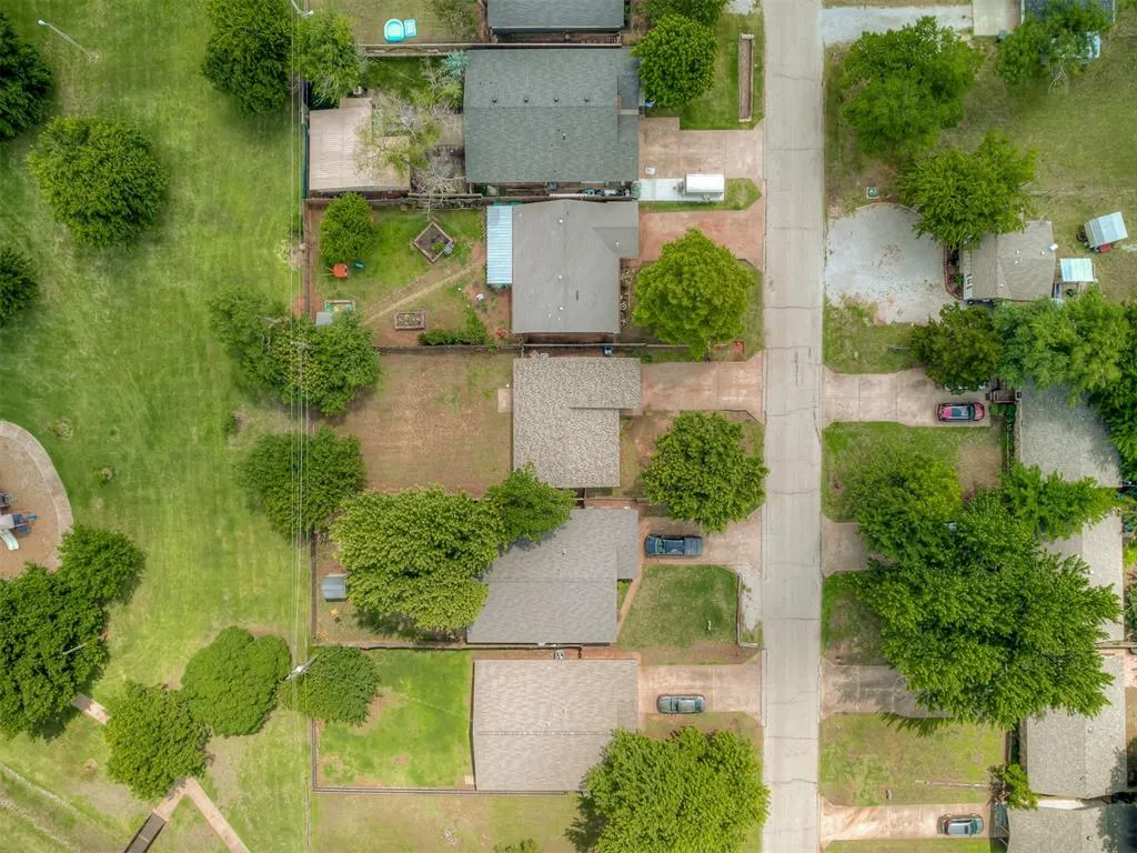 Photo 46 — 221 W Wayne Street, Edmond, OK 73003