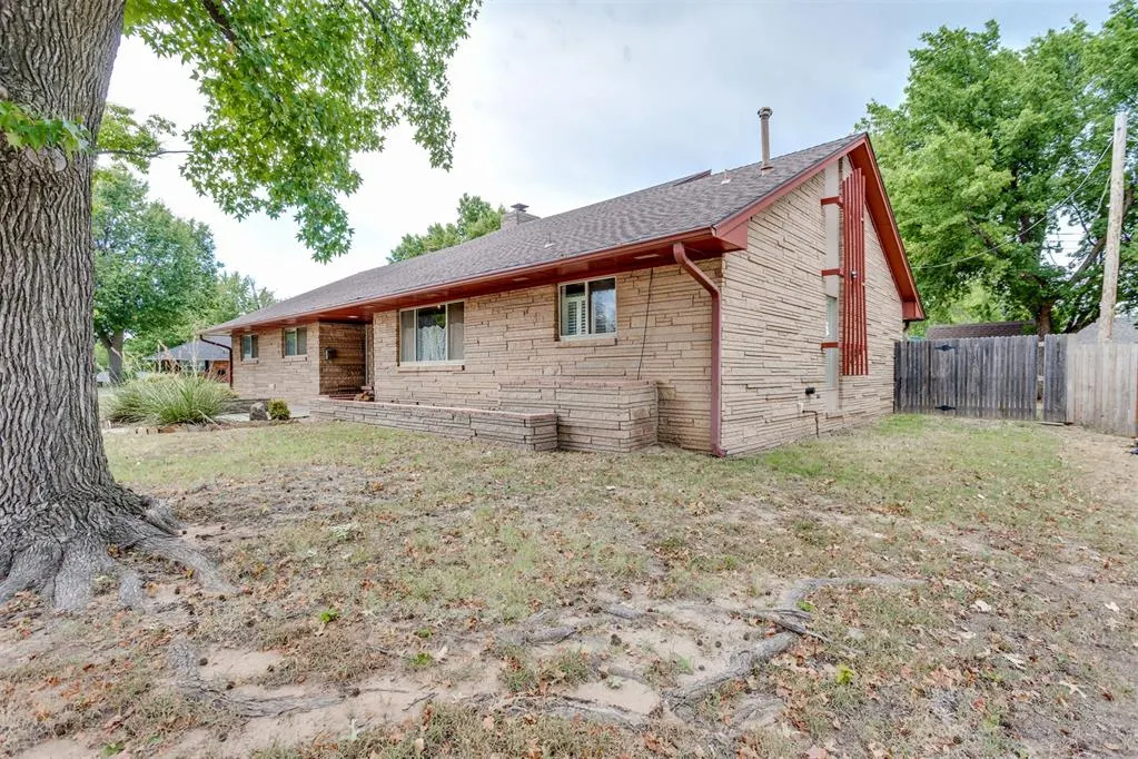 Front exterior — 4625 NW 33rd Terrace, Oklahoma City, OK 73122