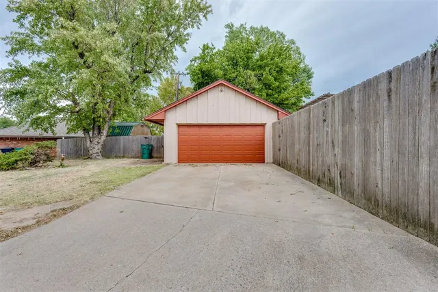 Photo 5 — 4625 NW 33rd Terrace, Oklahoma City, OK 73122