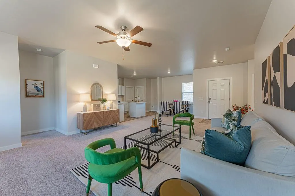 Photo 5 — 1719 Elm Circle, Tuttle, OK 73089