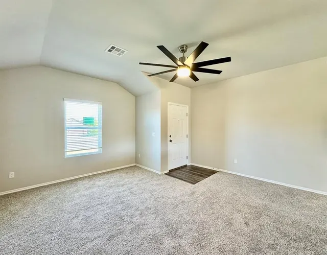 Photo 3 — 933 Klare Lane, Oklahoma City, OK 73130