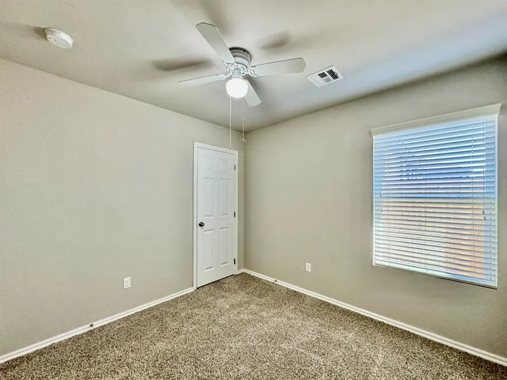 Photo 14 — 933 Klare Lane, Oklahoma City, OK 73130