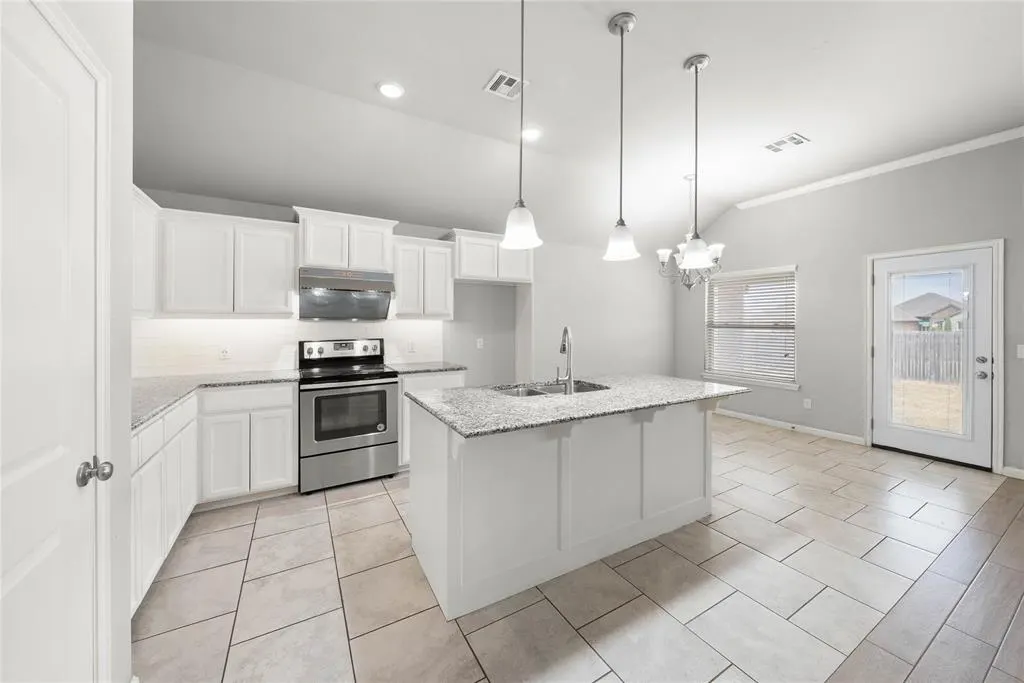 Photo 12 — 4209 NW 153rd Street, Edmond, OK 73013
