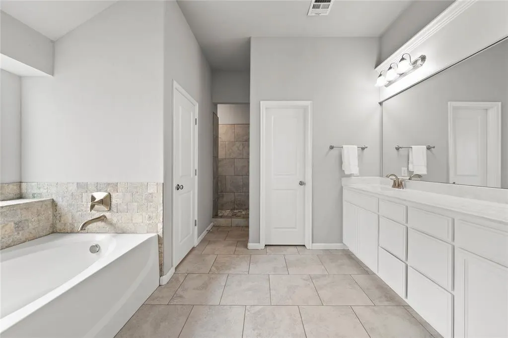Photo 23 — 4209 NW 153rd Street, Edmond, OK 73013