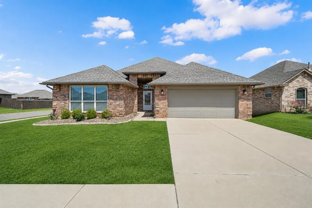 Front exterior — 4209 NW 153rd Street, Edmond, OK 73013