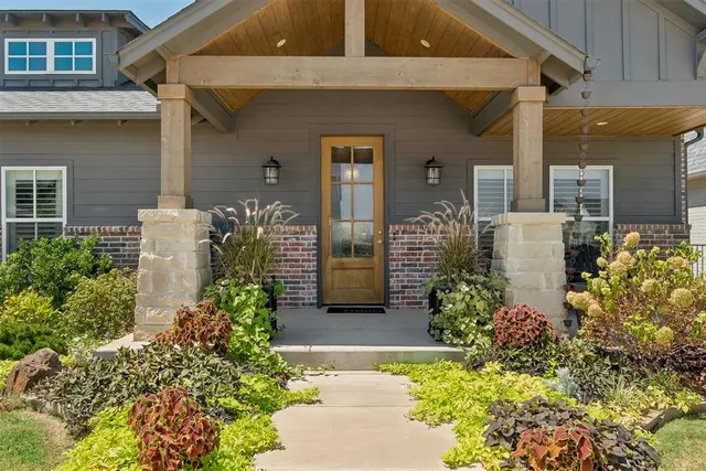 Photo 2 — 1925 Plaza District Drive, Edmond, OK 73034