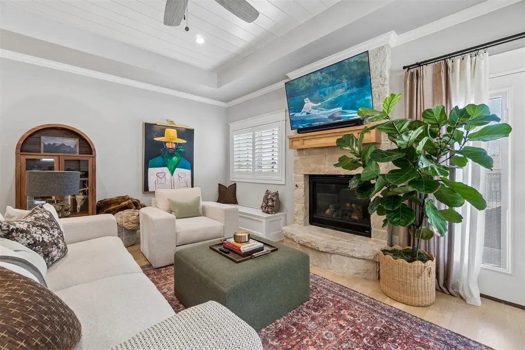 Photo 6 — 1925 Plaza District Drive, Edmond, OK 73034