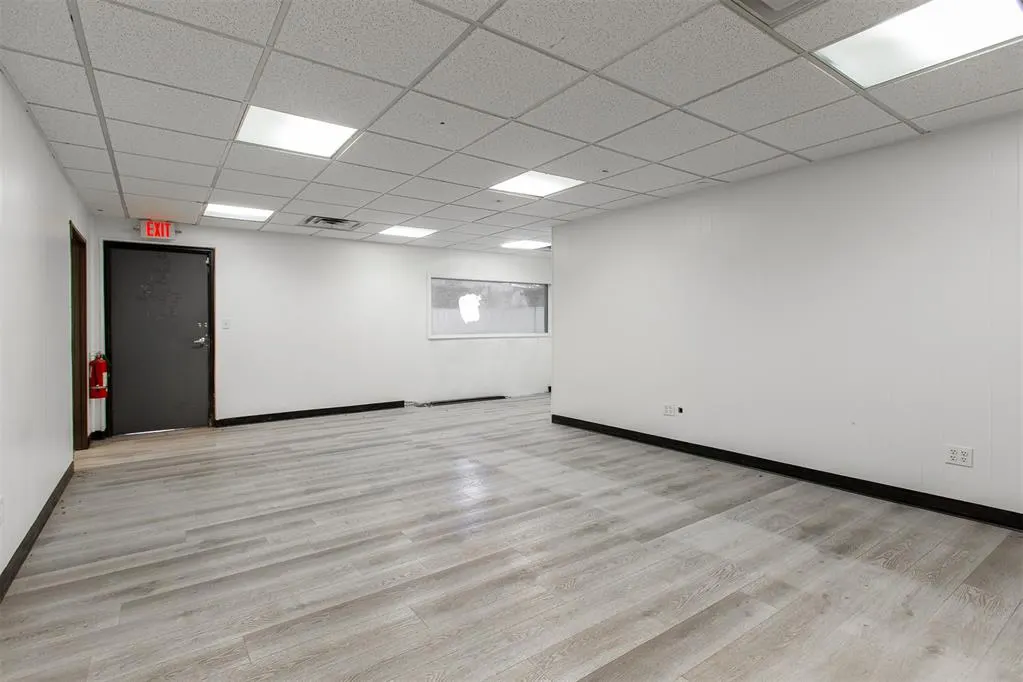 Photo 5 — 2428 N Janeway Avenue, Oklahoma City, OK 73160