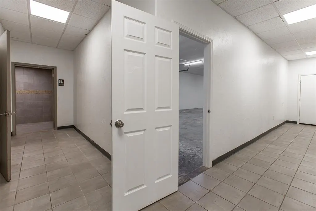 Photo 13 — 2428 N Janeway Avenue, Oklahoma City, OK 73160