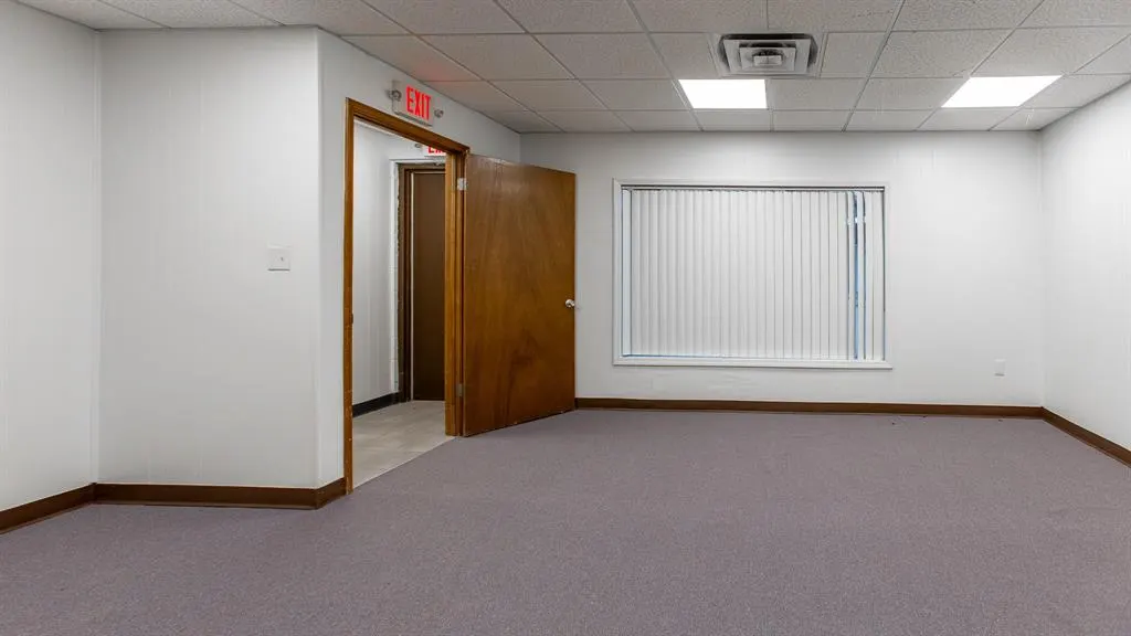 Photo 14 — 2428 N Janeway Avenue, Oklahoma City, OK 73160