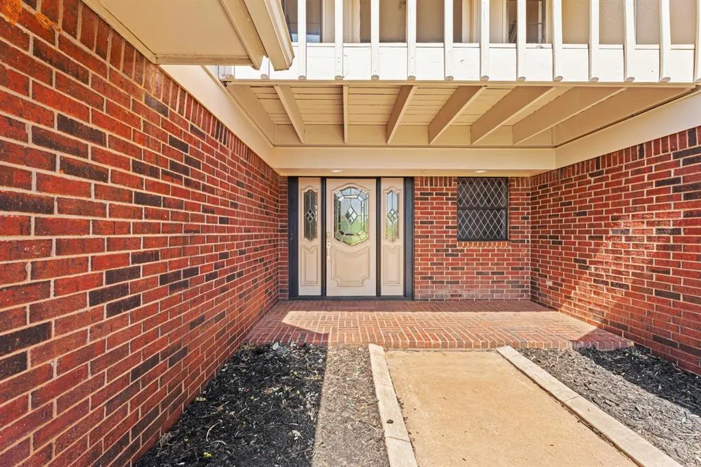 Photo 3 — 1811 Cedar Trail, Cashion, OK 73016