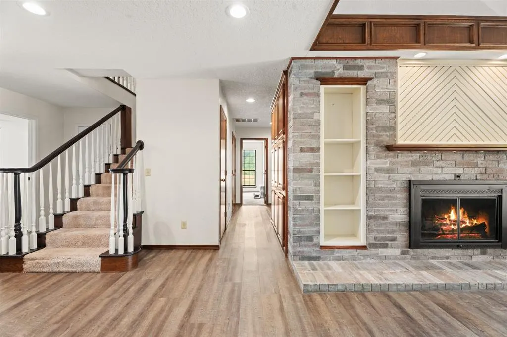 Photo 5 — 1811 Cedar Trail, Cashion, OK 73016