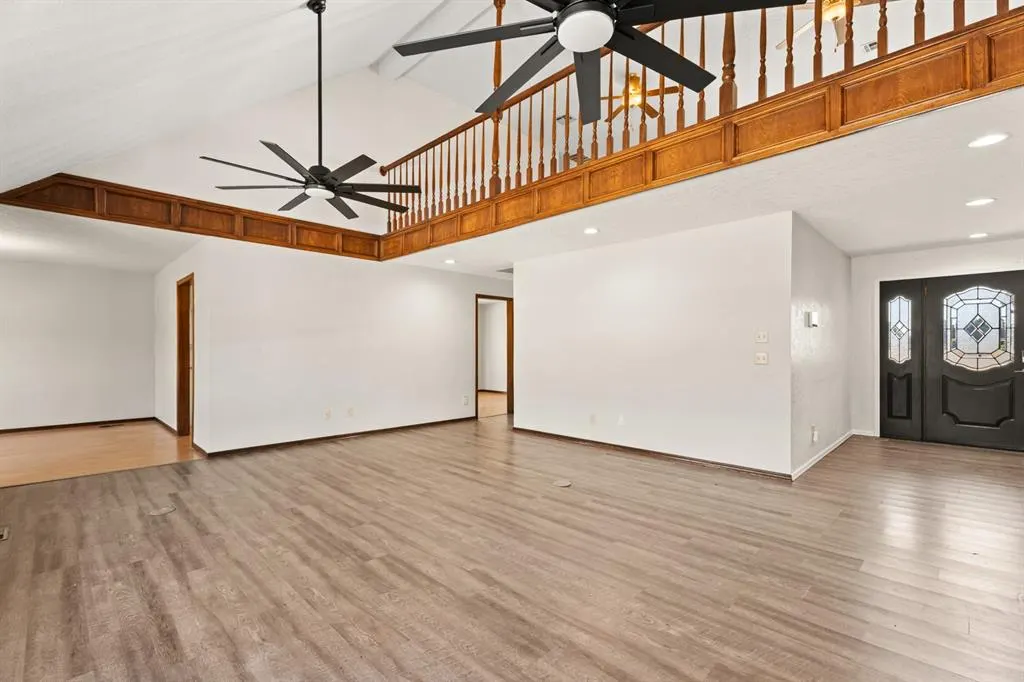 Photo 8 — 1811 Cedar Trail, Cashion, OK 73016
