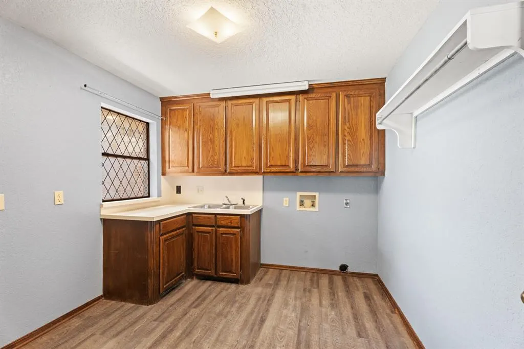 Photo 28 — 1811 Cedar Trail, Cashion, OK 73016