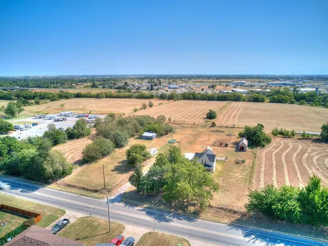 Photo 6 — 2201 S Choctaw Avenue, El Reno, OK 73036