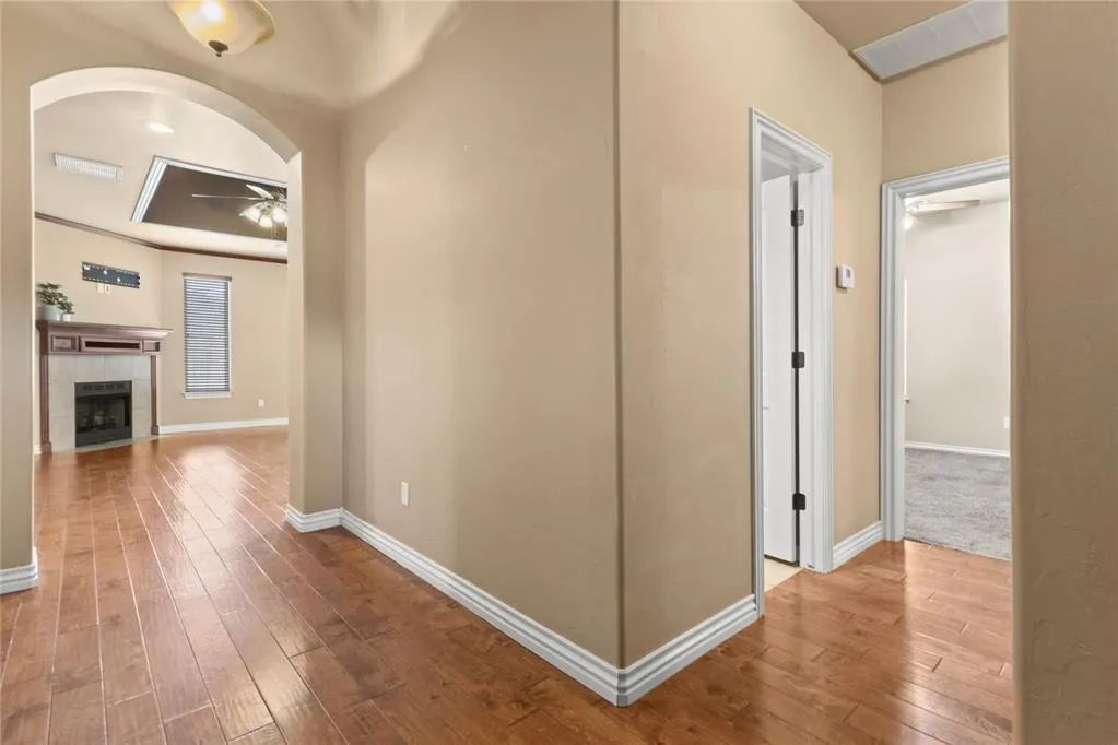 Photo 4 — 2513 Hayride Drive, Weatherford, OK 73096
