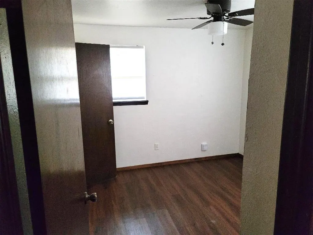 Photo 9 — 713 NE 83rd Street, Oklahoma City, OK 73114