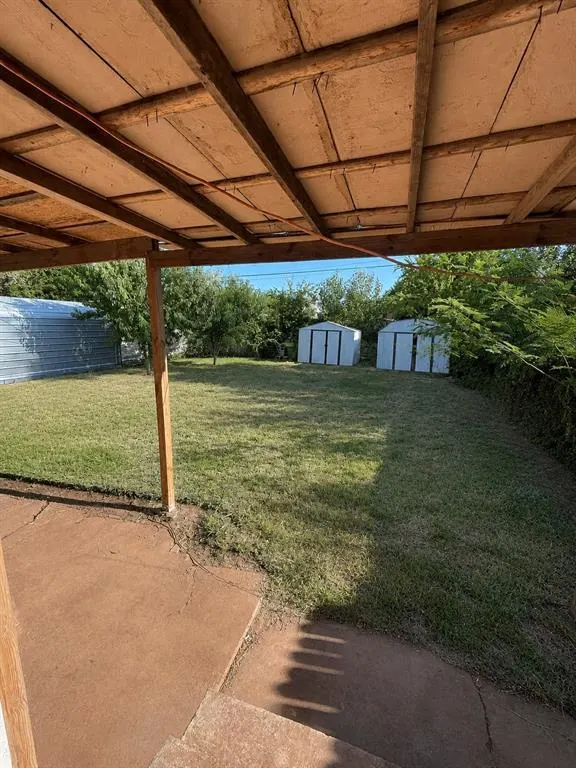 Photo 2 — 2946 NW 16th Street, Oklahoma City, OK 73107