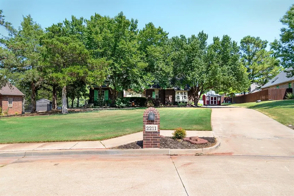 Photo 7 — 2211 S Copperfield Street, Stillwater, OK 74074