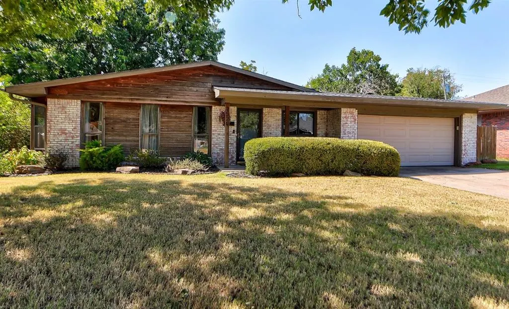 Front exterior — 2520 Huntleigh Drive, Oklahoma City, OK 73120