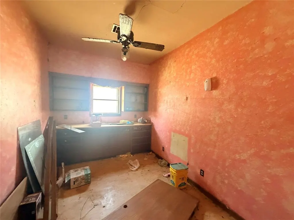 Photo 20 — 402 N Temple Street, Cordell, OK 73632