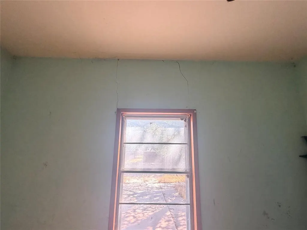 Photo 27 — 402 N Temple Street, Cordell, OK 73632