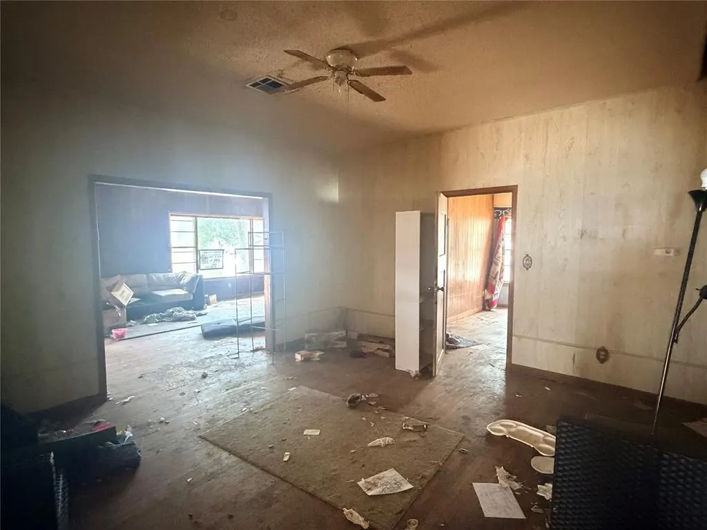 Photo 32 — 402 N Temple Street, Cordell, OK 73632