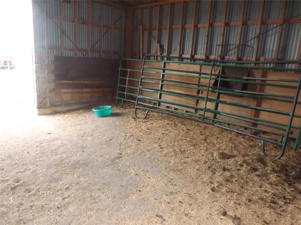 Photo 6 — 21259 E County Road 160 Road, Headrick, OK 73549